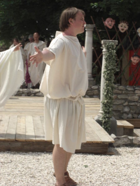 File:Lentulus showing his tunica.jpg